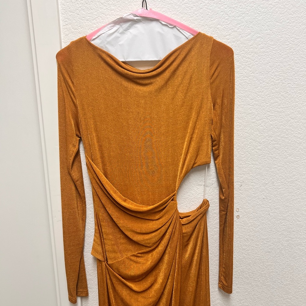 Significant Other Gold Cutout Dress - Picture 6 of 8